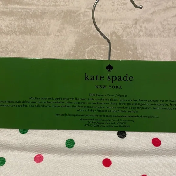 Kate Spade Christmas Tree Table Runner - Picture 4 of 5